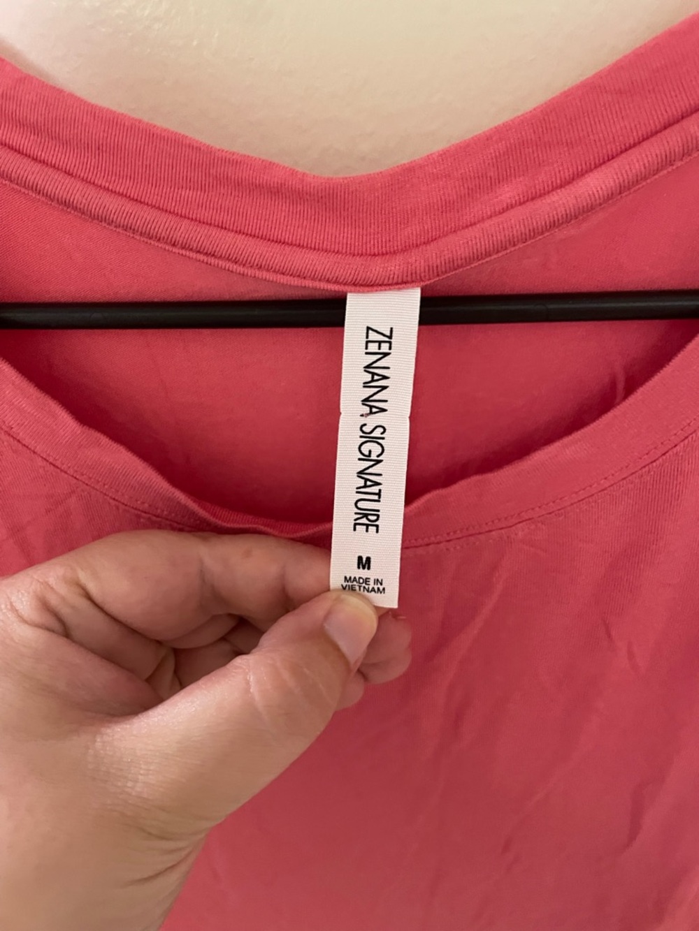 ✨Women’s Zenana Signature Top Size M - Picture 4 of 6